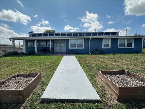 147 Trail Cir, Sandia, TX, 78383-5691 | Card Image