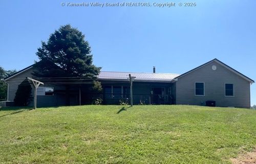 5860 Union Campground Rd, Letart, WV, 25253-8751 | Card Image