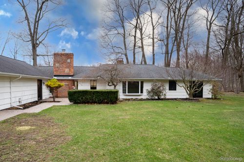 1530 Baldwin Rd, Lake Orion, MI, 48360-1008 | Card Image