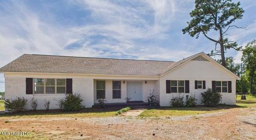 8279 Dunn Ln E, Olive Branch, MS, 38654-7450 | Card Image