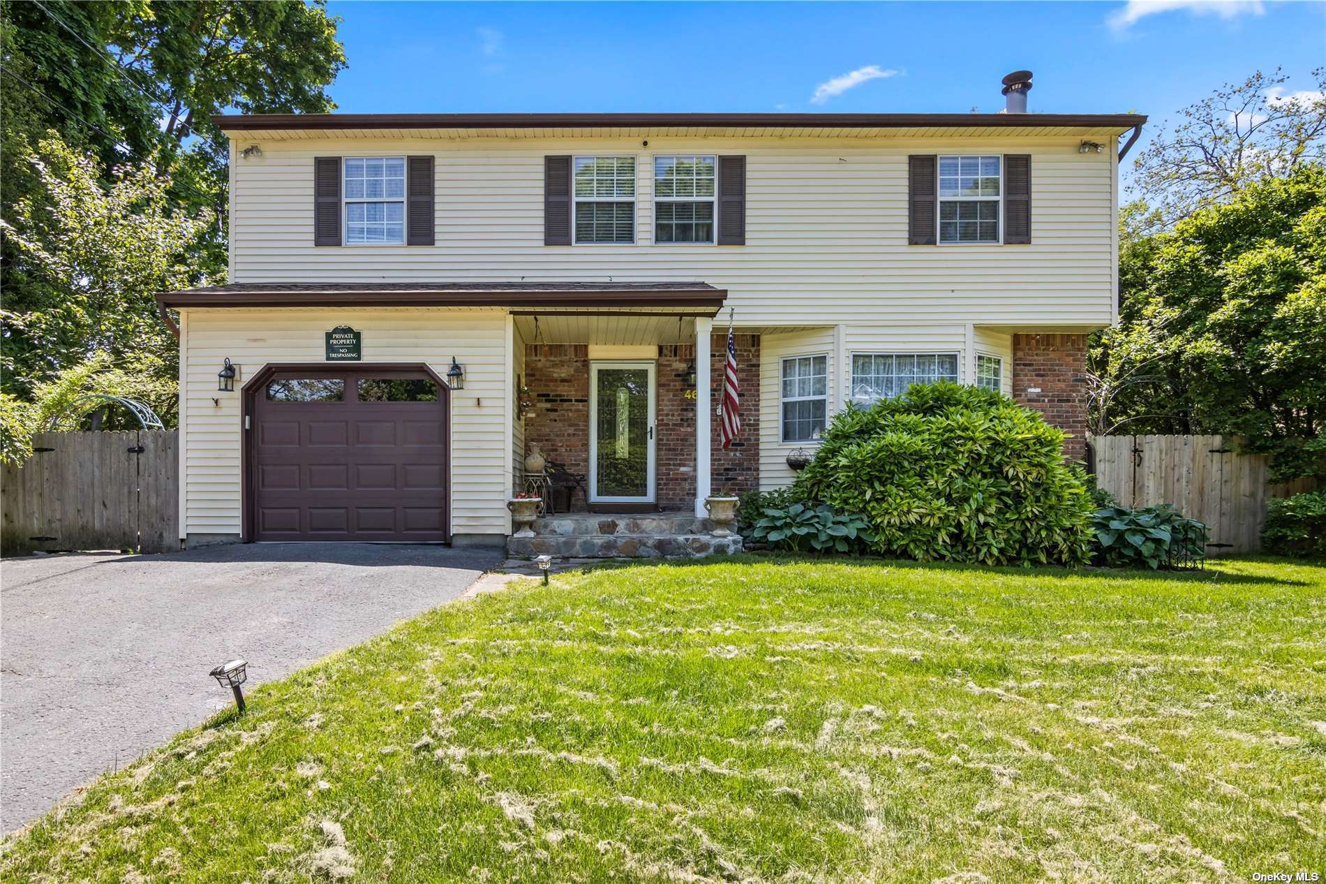 2nd St, Ronkonkoma, NY 11779