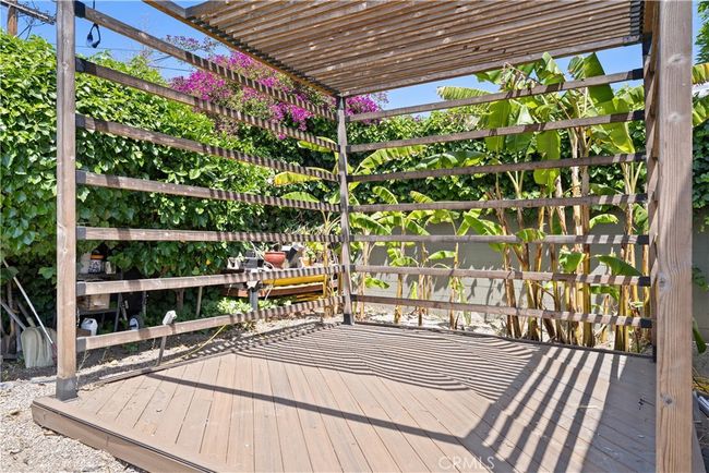 1944 Chariton St, House other with 3 bedrooms, 2 bathrooms and 2 parking in Los Angeles CA | Image 25