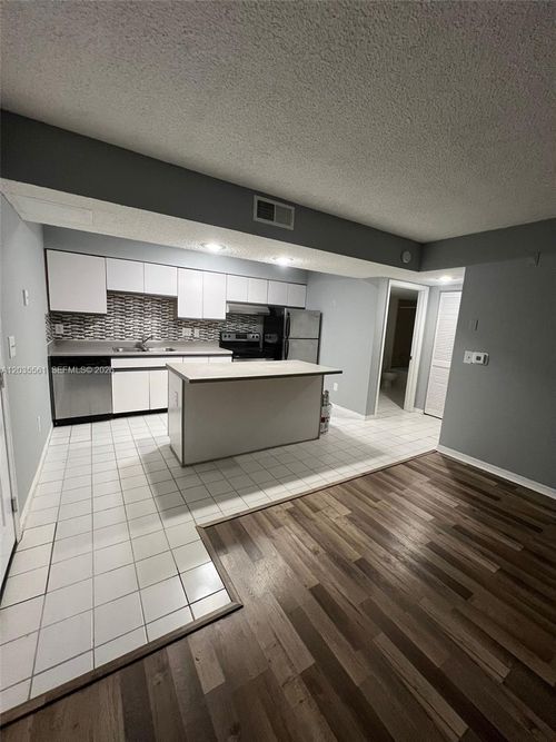 a103-3985 W Mcnab Rd, Pompano Beach, FL, 33069-4967 | Card Image