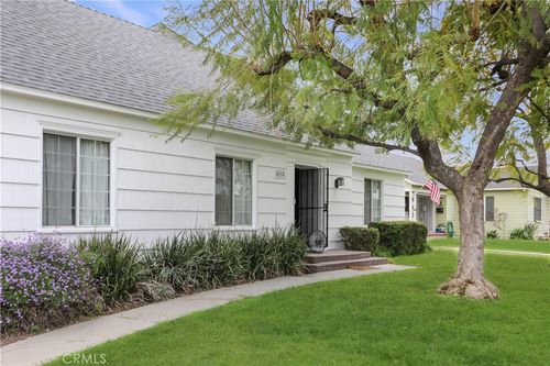 6014 Elenor St, Riverside, CA, 92506-2533 | Card Image