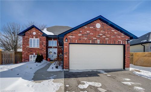 49 Dennis Dr, Norwich, ON, N0J1P0 | Card Image