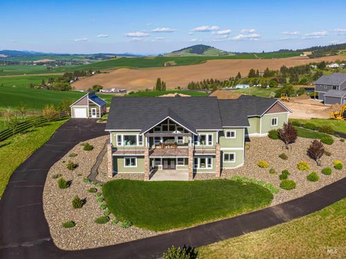 1018 Skyview Loop, Moscow, ID, 83843-5100 | Card Image