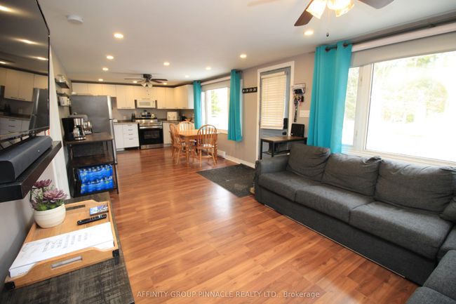 82 Driftwood Shores Rd, House other with 2 bedrooms, 1 bathrooms and 5 parking in Kirkfield ON | Image 9