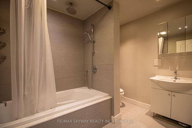 6 - 140 Regina Rd, Home with 0 bedrooms, 0 bathrooms and 1 parking in Woodbridge ON | Image 33