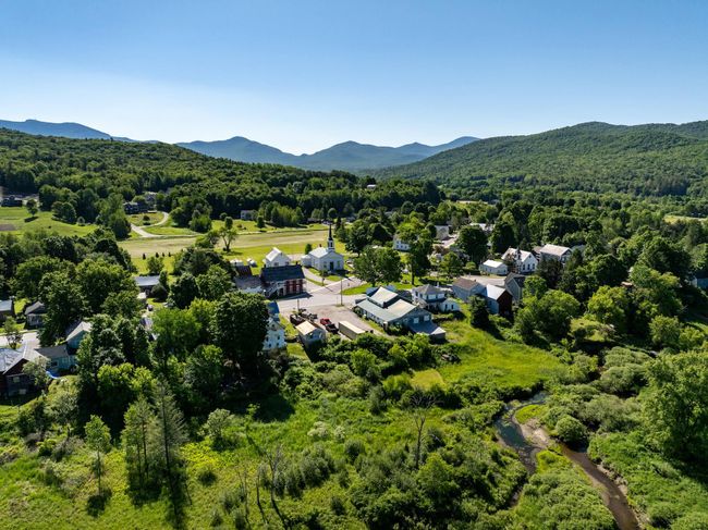 9 Mins Ln, House other with 3 bedrooms, 4 bathrooms and null parking in Underhill VT | Image 5