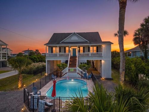 402 Whetsell St, Edisto Island, SC, 29438-3122 | Card Image