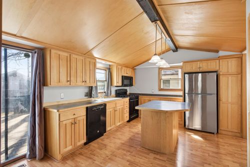 4137 Quincy St Ne, Columbia Heights, MN, 55421-2940 | Card Image