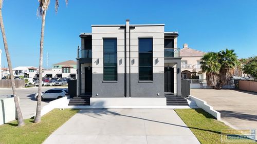 102 E Whiting St., South Padre Island, TX, 78597 | Card Image