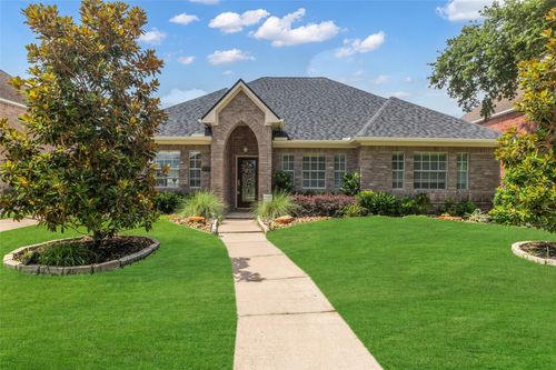 4710 Broadmoor Dr, League City, TX, 77573-5836 | Card Image