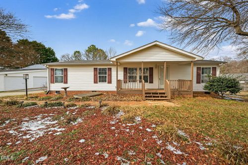 530 Avent Ferry Rd, Holly Springs, NC, 27540-8926 | Card Image