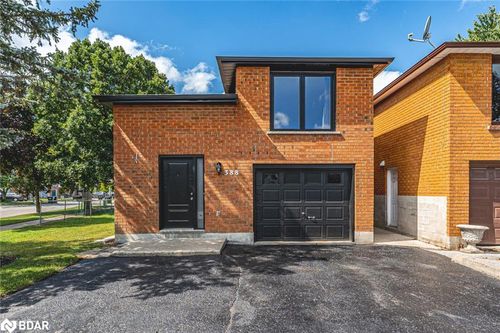 388 Parkwood Ave, Bradford, ON, L3Z2W9 | Card Image