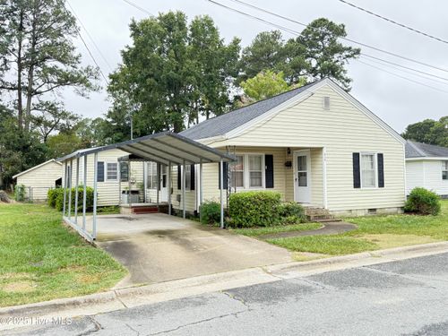 513 Steele St, Mount Olive, NC, 28365-1918 | Card Image