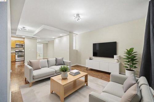 101b-425 28th St, Oakland, CA, 94609-3651 | Card Image