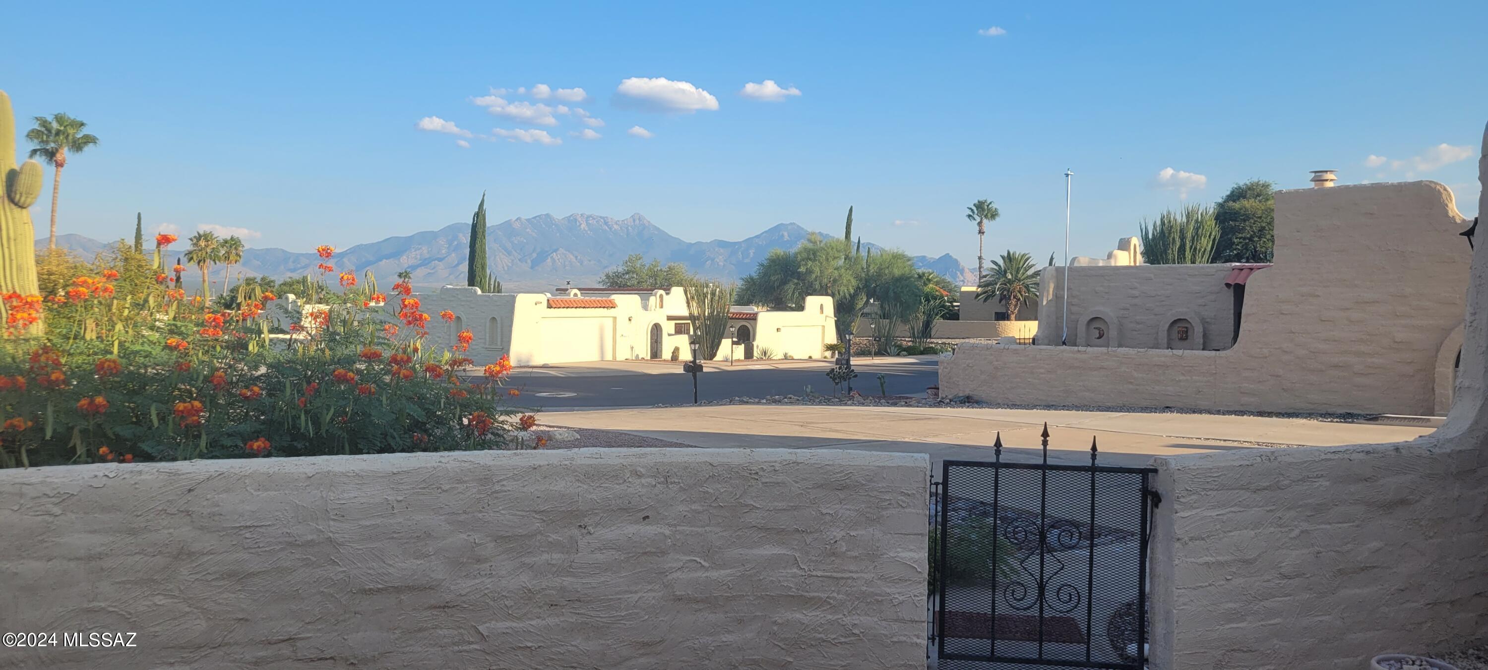Circulo Del Norte , Green Valley, AZ 85614 #1