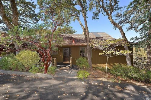 14 Oak Forest Ln, Santa Rosa, CA, 95409-6372 | Card Image