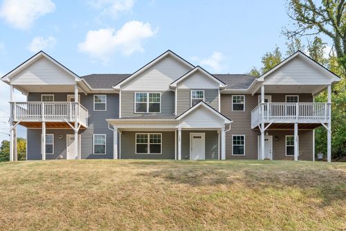1105 Commerce St, CLARKSVILLE, TN, 37040-3518 | Card Image