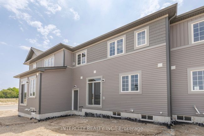 3 Avalon Dr, House attached with 3 bedrooms, 3 bathrooms and 1 parking in Wasaga Beach ON | Image 46