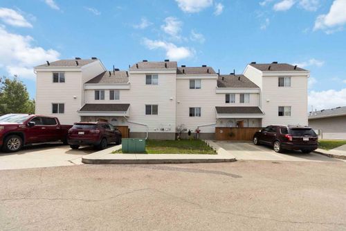 61-711 Beacon Hill, Fort Mcmurray, AB, T9H3R5 | Card Image