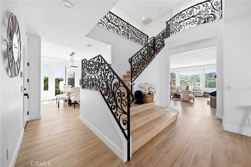 33 Coastal Oak, Aliso Viejo, CA, 92656-2126 | Card Image