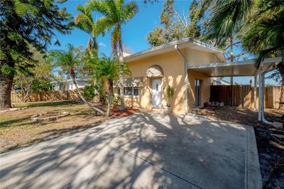 10549 94 Th Place, House other with 2 bedrooms, 1 bathrooms and null parking in Seminole FL | Image 2