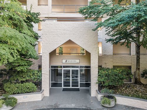156-6605 W Burnside St, Portland, OR, 97210-6605 | Card Image