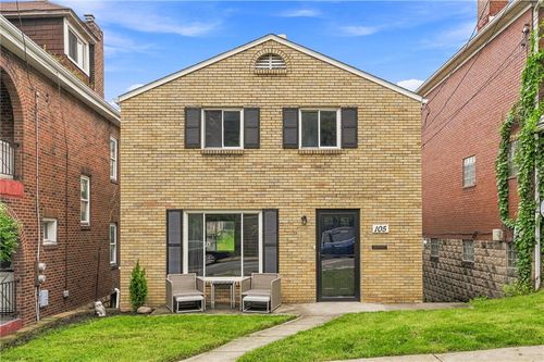 105 Sumner Ave, Pittsburgh, PA, 15221-4325 | Card Image