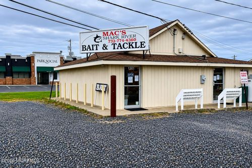 1301 State Route 35, OCEAN, NJ, 07712-3516 | Card Image