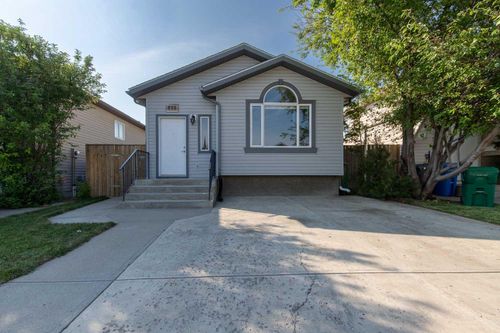 654 Blackfoot Terr W, Lethbridge, AB, T1K7X6 | Card Image