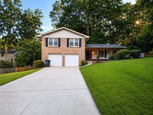 4081 Longview Dr, Chamblee, GA, 30341-1505 | Card Image