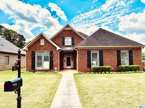 5901 Stonegate Ln, TRUSSVILLE, AL, 35173-1087 | Card Image