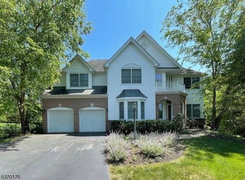 3 Prairie Dunes Ct, SKILLMAN, NJ, 08558-2328 | Card Image