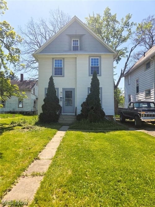 324 11th Street, Elyria, OH, 44035 | Card Image