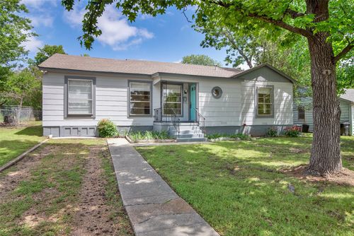 1501 W Day St, Denison, TX, 75020-5206 | Card Image