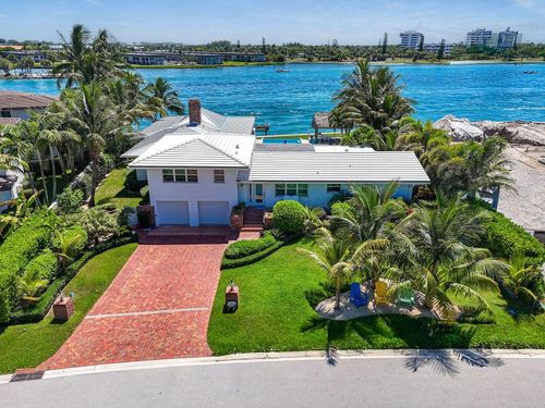87 Lighthouse Dr, Jupiter Inlet Colony, FL, 33469-3511 | Card Image