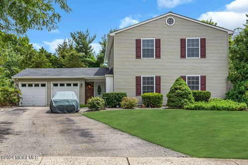 10 Cape Court, Howell, NJ, 07731 | Card Image