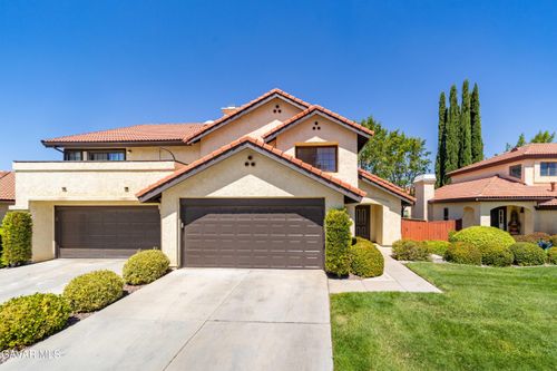 2817 Dartmouth Dr, Lancaster, CA, 93536 | Card Image