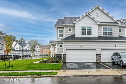 2206 Pilot St, Marlboro, NJ, 07746-2628 | Card Image