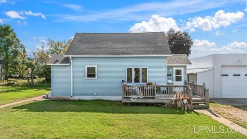 611 Railroad Avenue, Norway, MI, 49870 | Card Image