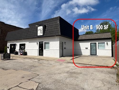 ste-b-110 N State St, Marengo, IL, 60152-2269 | Card Image
