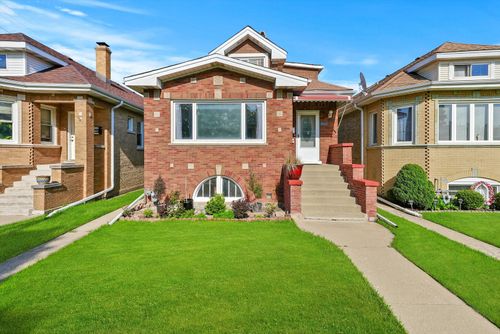 3133 N 77th Ct, Elmwood Park, IL, 60707-1004 | Card Image