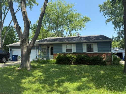 2040 Herbert Dr, Waukegan, IL, 60087-1452 | Card Image