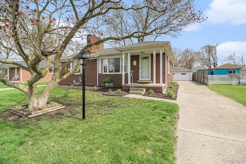 385 Devonshire St, Ypsilanti, MI, 48198-7817 | Card Image