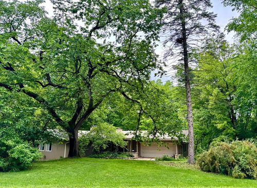 4N194 Thornly Rd, St. Charles, IL, 60174-1170 | Card Image