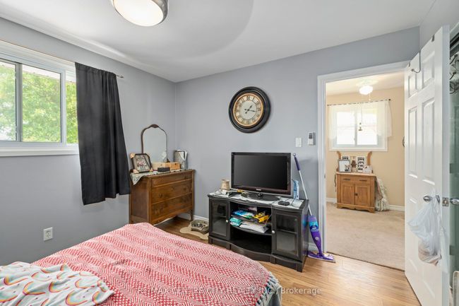 150 Culver Cres, House attached with 3 bedrooms, 1 bathrooms and 3 parking in London ON | Image 13