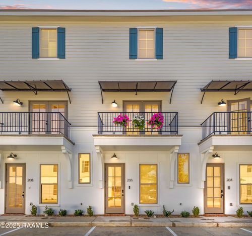206 Steiner Rd, Lafayette, LA, 70508-6004 | Card Image