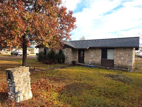 110 Cloverdale Ln, Georgetown, TX, 78626-9354 | Card Image